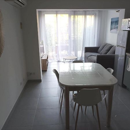 Charmant Studio Dans La Residence Haut Du Golf Saint-Raphael  Luaran gambar