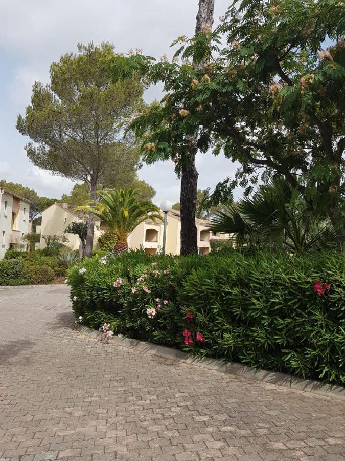 Charmant Studio Dans La Residence Haut Du Golf Saint-Raphael  Luaran gambar
